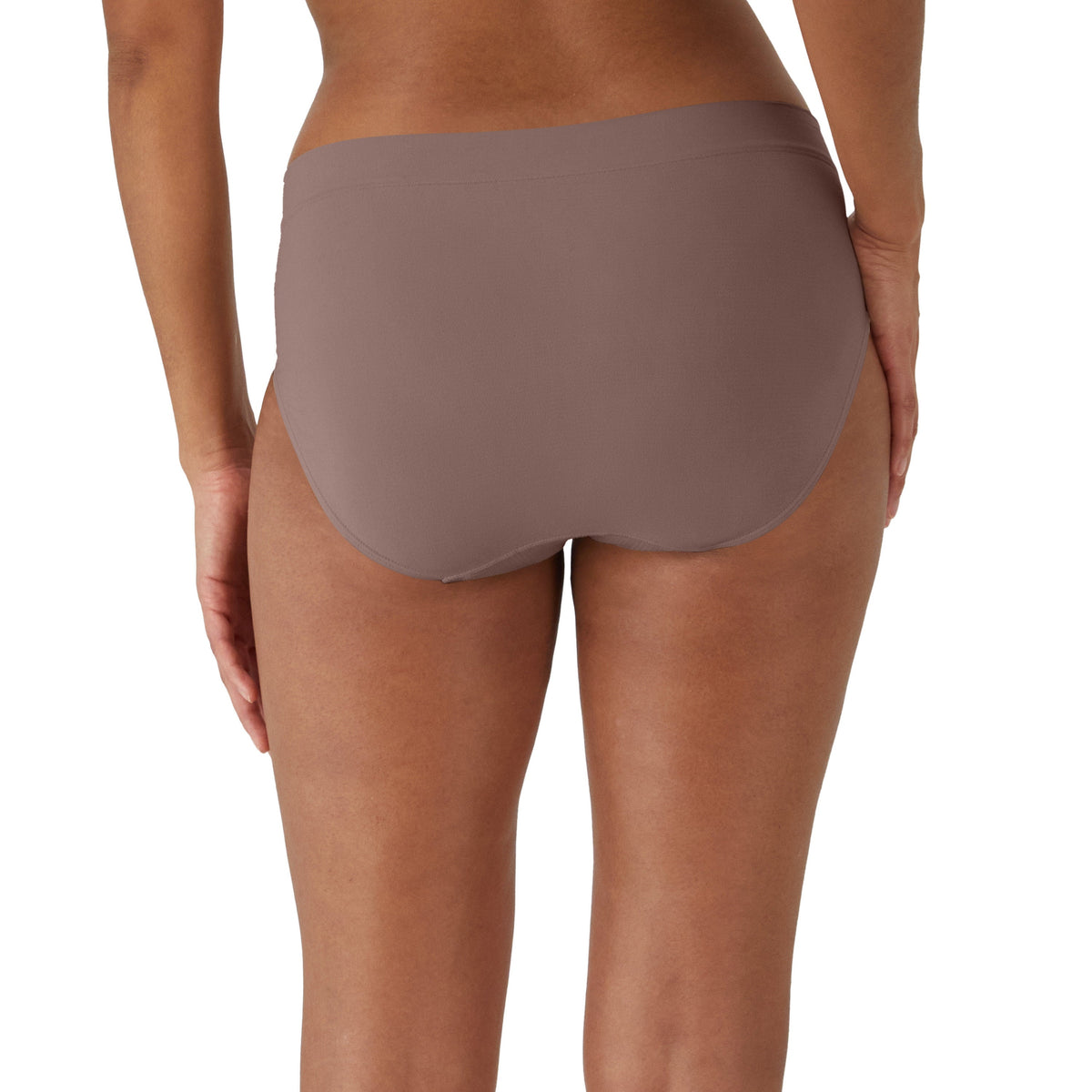 Bali smoothing hi-cut brief fabric detail